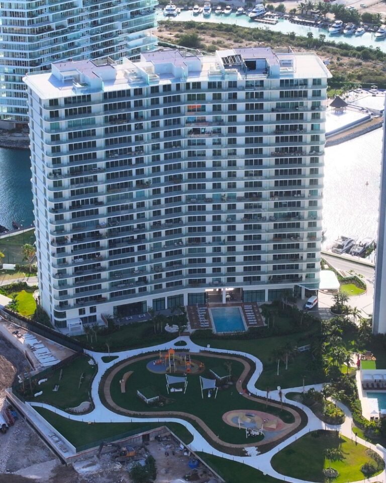 SLS Bahía Beach Residencia Piso 11