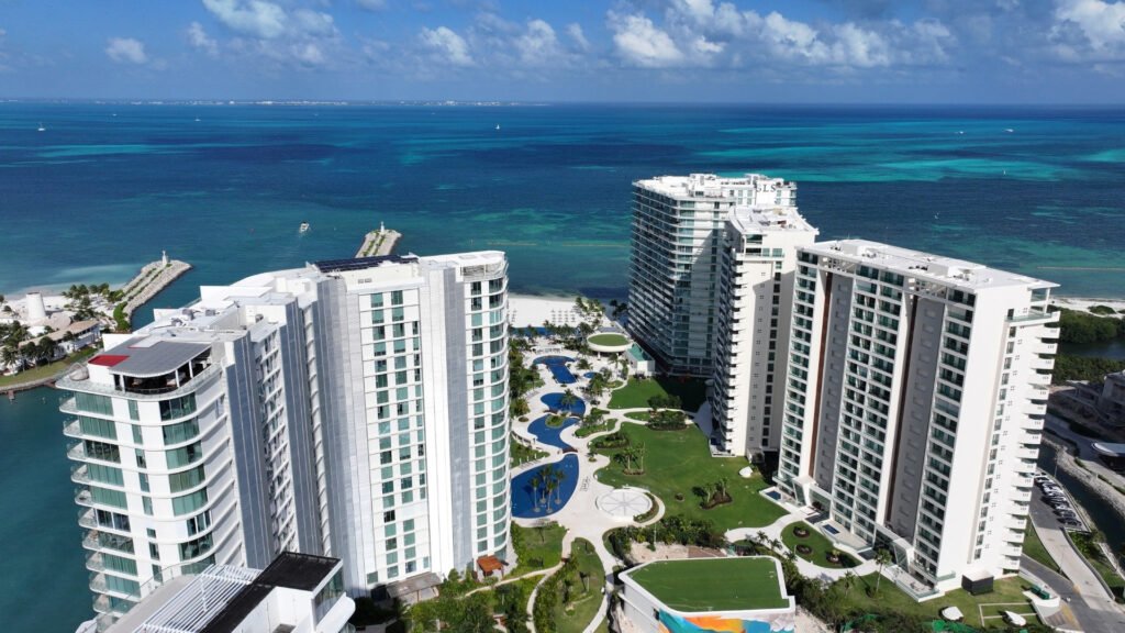 Torre residencial frente al mar en Puerto Cancún